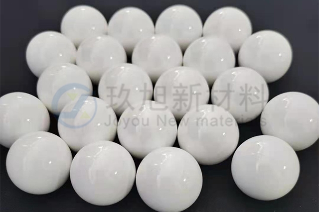 北京氧化铝陶瓷珠25mm